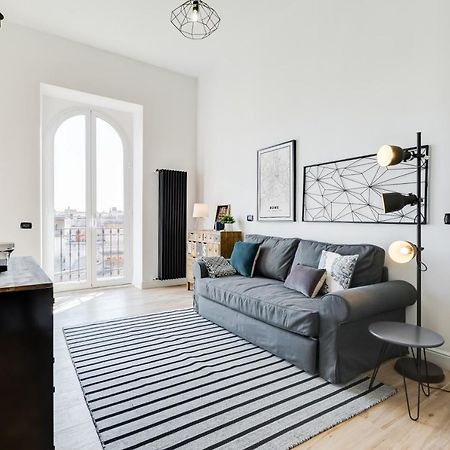 Bmga L Glam Industrial 3-Bed Apartment In Termini Rome Extérieur photo