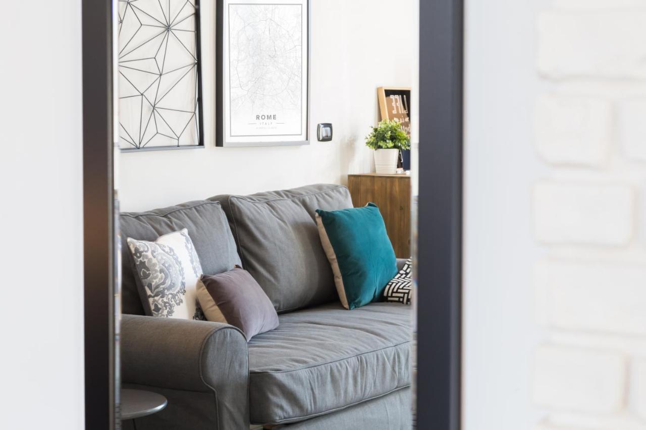 Bmga L Glam Industrial 3-Bed Apartment In Termini Rome Extérieur photo