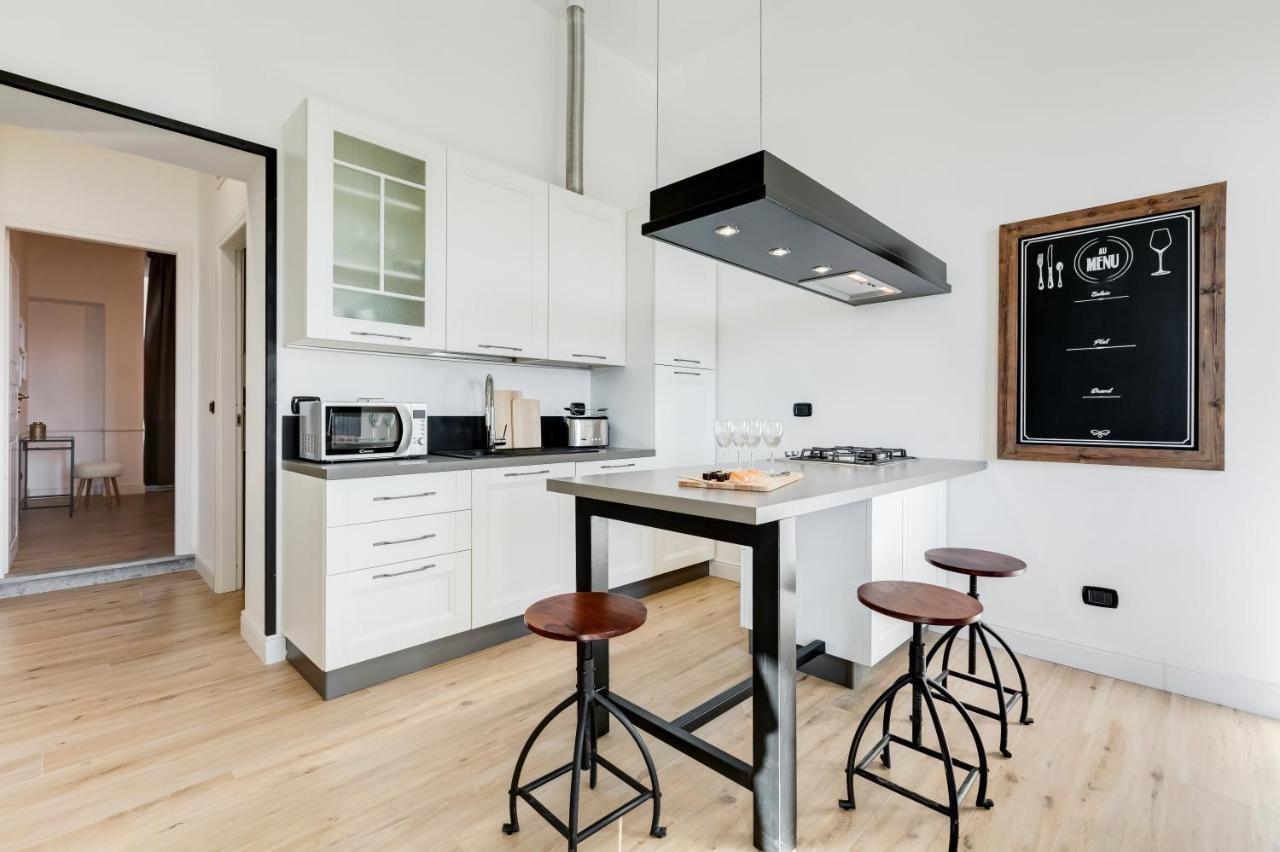 Bmga L Glam Industrial 3-Bed Apartment In Termini Rome Extérieur photo