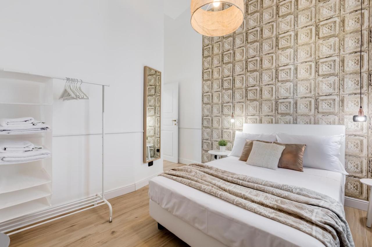 Bmga L Glam Industrial 3-Bed Apartment In Termini Rome Extérieur photo
