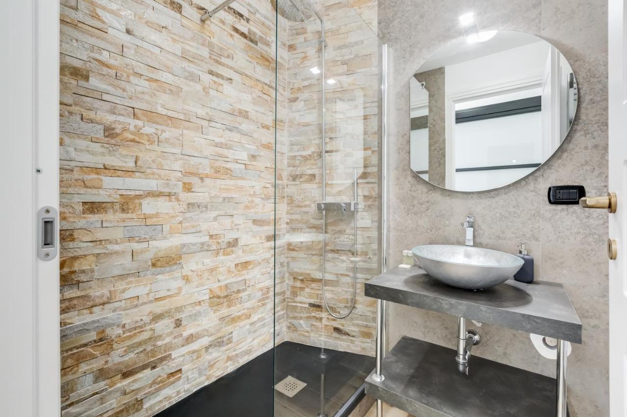 Bmga L Glam Industrial 3-Bed Apartment In Termini Rome Extérieur photo