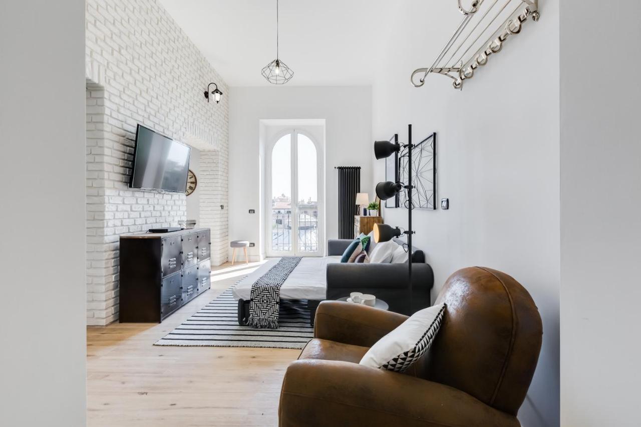Bmga L Glam Industrial 3-Bed Apartment In Termini Rome Extérieur photo